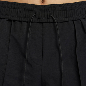 Pantalones cortos de correr de secado rápido para mujer con cintura elástica Pantalones cortos de entrenamiento activos de patrón sólido al por mayor con bolsillos Servicio OEM - Product Image 2