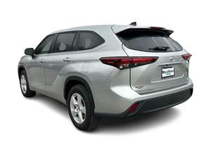 2024 for Toyota Highlander LE Used SUV Light Interior Automatic Manual Gearbox 17\" Tires Rear <b>Camera</b> Leather Seats Left - Product Image 6