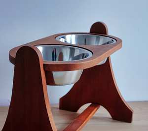 Gamelle pour chien en bois de qualité supérieure, durable, design original, taille personnalisable, fournitures pour animaux de compagnie - Product Image 1