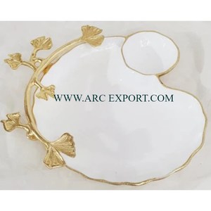 Bol de service de collations en laiton de couleur blanche et or fantaisie avec des poignées plaquées or de conception de feuille Vaisselle Bol de service de nourriture en métal - Product Image 3