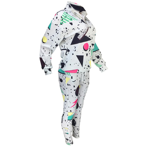 Conjunto Deportivo Personalizado con Cremallera Completa para Mujer, Chaqueta Cortavientos Negra con Ribete Reflectante de Nailon para Verano, Pantalones y Chaqueta Deportiva - Product Image 3