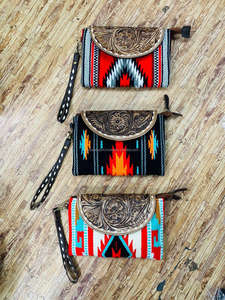 กระเป๋าคลัทช์หนังสำหรับผู้หญิงทำด้วยมือ aztec tooled กระเป๋าเงินหนังสัตว์หนังแท้แบบมีสไตล์ - Product Image 6