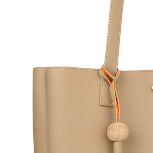 Sac fourre-tout en cuir pour femme Hamid International, prix ajustable, anti-plis, qualité supérieure, couleur/taille personnalisable, tendance du moment - Product Image 5