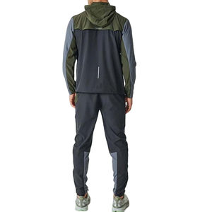 ชุดวอร์มผู้ชายแบบสองชิ้น แห้งเร็ว ปรับแต่งได้เต็มที่ คอตั้ง ผ้าโพลีเอสเตอร์ ดีไซน์ยอดเยี่ยม ปี 2025 - Product Image 6