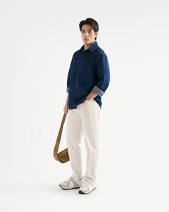 เสื้อเชิ้ตเดนิมแขนยาวผู้ชาย ทรงลำลอง ผ้าถักเนื้อเรียบ ระบายอากาศได้ดี ไม่หดตัว ติดกระดุมเม็ดเดียว ปกพับได้ เหมาะสำหรับฤดูใบไม้ร่วง - Product Image 6