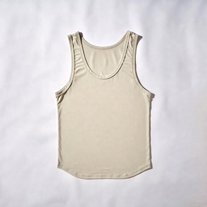 Camiseta sin mangas esencial para el verano, ultra suave, ligera, transpirable, cómoda para el día a día - Product Image 6