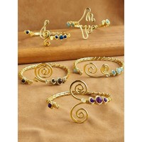 Bracelets et Joncs Artisanaux Élégants et Tendance Plaqué Or et Argent avec Détails en Pierres Précieuses Vibrantes pour la Revente