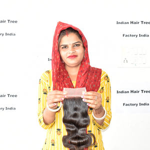 Vendeur de cheveux indiens 100% Wear and Go Virgin Raw Indian Perruques Cheveux Humains4 * 4 Fermeture Lace Front Cuticule Alignée - Product Image 1