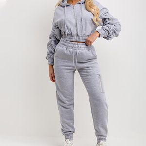 Vente en gros ensemble de survêtement gris 2 pièces pour femmes avec manches froncées surdimensionnées et 100% coton ensemble de survêtement jogger 2 pièces pour femmes - Product Image 1