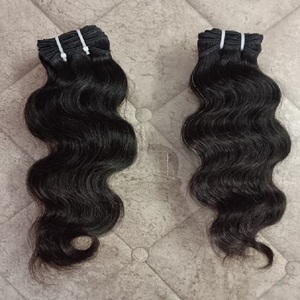 Bundles de cheveux Remy indiens de qualité supérieure Extension de cheveux humains ondulés naturels épais de haute qualité pour femmes - Product Image 1