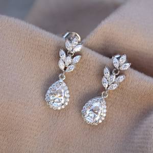 925 estampado D Color VVS1 plata Moissanite joyería pera gota pendientes para Opción de regalo para colección de joyas de moissanita de plata - Product Image 6