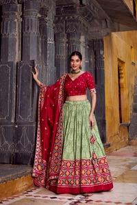 Diseñador indio Lahenga Choli Ropa DE BODA Ropa de mujer Ropa de niña Lehanga indio Elegante Lehenga Choli - Product Image 5