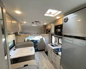 รถบ้านเคลื่อนที่รุ่น T-h-o-r C-o-l-e-m-a-n 21E-Z-F ปี 2025 2024 2026 - Product Image 3