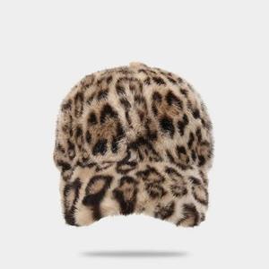 Gorro de Béisbol de Felpa Sintética para Mujer, Estilo Personaje, Gorro de Invierno para Exteriores para Mantener el Calor - Product Image 2