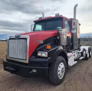 Nouvel arrivage : Semi-remorque Western Star 4900 à trois essieux avec cabine couchette - Cabine couchette à toit plat, moteur Detroit 500 CV, boîte manuelle 18 vitesses, à vendre - Product Image 6