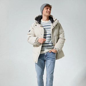 Chaqueta acolchada de invierno informal para hombre de calidad superior 2023, logotipo personalizado de talla grande, con capucha, cuello levantado, abrigo Bomber corto ligero con letras - Product Image 5