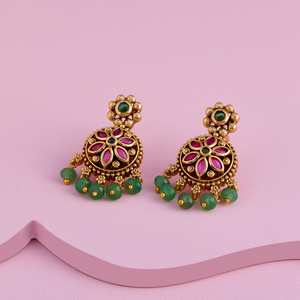 Boucles d'oreilles pendantes florales en cuivre pour mariage, style religieux tendance, en alliage de zinc - Product Image 2