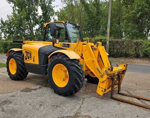 รถตักเทเลสโคปิค JCB Tele 535 125 ขนาดกะทัดรัด มือสอง สำหรับงานก่อสร้าง การเกษตร และการขนย้ายวัสดุ - Product Image 2