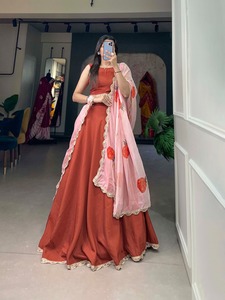 Dernier Designer Viscose Coton Soie Chanderi Imprimé Lehenga Choli Par Fab Zone - Product Image 2