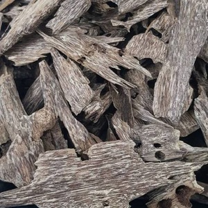 Heartwood Collection Agarwood Oud Chips - Durable et durable, idéal pour l'encens, parfum incroyable - Product Image 2