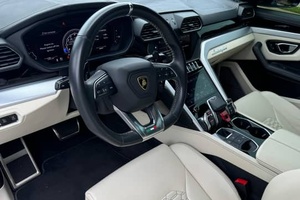 LAMBORGHINI URUS 2019 EXTREMEMENT PROPRE, 641 CHEVAUX, TURBO V8, FORFAIT ADAS COMPLET, PRÊT À LIVRER - Product Image 3