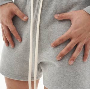 กางเกงขาสั้นแนวสตรีทฤดูร้อนของผู้ชายระบายอากาศได้ดีผ้าคอตตอน100% ใส่เล่นกีฬาแบบลำลองแนวยุโรปใส่สบายปรับแต่งโลโก้ได้ตามต้องการ - Product Image 2