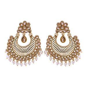Boucles d'oreilles pendantes de créateur de luxe pour femmes Mehandi plaqué laiton boucles d'oreilles ensemble de bijoux de mode - Product Image 3