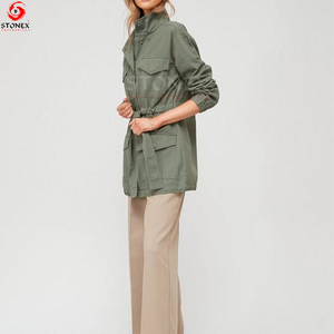 Veste utilitaire zippée à la taille avec cordon de serrage pour femmes vestes de chasse personnalisées pour les filles - Product Image 2