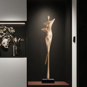 Figurine de femme en métal doré de qualité supérieure, sculpture de table, accent décoratif artistique pour les intérieurs contemporains, vente en gros en provenance d'Inde - Product Image 3