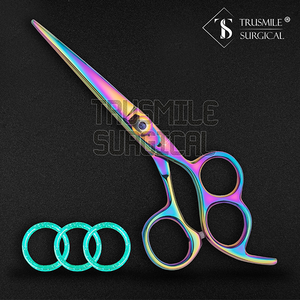 Ciseaux de coiffeur professionnels en acier inoxydable de 7 pouces de haute qualité ciseaux de coupe de cheveux multicolores pointus pour l'utilisation en salon de coiffure vente en gros - Product Image 2
