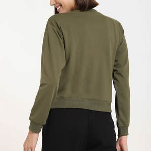 Vente en gros de sweatshirt surdimensionné pour femmes avec broderie du logo personnalisé pour l'hiver - Product Image 3