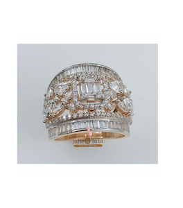 Anillo de Diamantes para Mujer, Oro de 18k, Joyería Fina de Alta Gama, Diseñado con Elegancia Moderna, Atractivo Atemporal y Diamante Brillante - Product Image 1