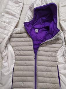 Veste matelassée d'hiver en toile légère matelassée personnalisée OEM pour hommes Vêtements d'extérieur à bulles avec support, manteau à capuche fabriqué au Pakistan - Product Image 3