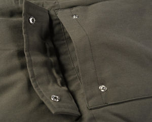 เสื้อแจ็คเก็ตพัฟเฟอร์แบบมีฮู้ด ซิปเต็มตัว กันลม ระบายอากาศ น้ำหนักเบา สไตล์ลำลองสำหรับผู้ชาย เหมาะสำหรับออกกำลังกาย  พร้อมโลโก้แบบใหม่ - Product Image 4