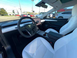 Tesla Model 3 2022 en Perfecto Estado - Product Image 3