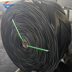 Geniş Genişlikli Chevron Konveyör Bant Desenli Konveyör Bant Doğal Kauçuk Konveyör Bant Yol Frezeleme Endüstrisi İçin - Product Image 1