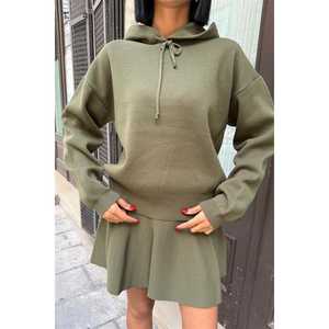 Conjunto de suéter de punto con capucha y falda para mujer 10224 - Product Image 3