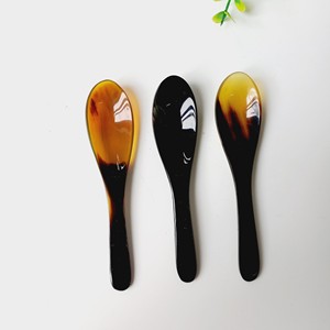 Cuillère en corne véritable servant de nouveaux couverts en corne au design traditionnel pour restaurant Couverts en corne de boeuf et de buffle naturels Couverts de table - Product Image 3