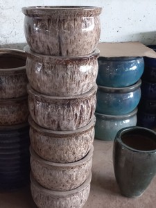 [Leo Nguyen Le] - Vente en gros de pots émaillés - Grands pots en céramique émaillée bleue - Pot de jardin en céramique pour extérieur - Fournisseur de poterie vietnamienne - Product Image 3