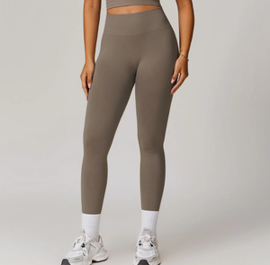 Mallas personalizadas sin costuras para mujer, pantalones de yoga de cintura baja, ropa deportiva para gimnasio y entrenamiento - Product Image 4