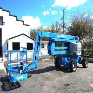 Plate-forme élévatrice à flèche Cherry Picker pour une utilisation artisanale et commerciale - Product Image 2