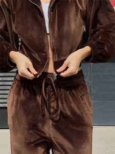 Conjunto Deportivo de Terciopelo para Mujer de Alta Calidad y Bajo Precio, Sudadera con Capucha y Cremallera de Algodón y Pantalones Jogger, Traje de Terciopelo de 2 Piezas para Mujer - Product Image 2