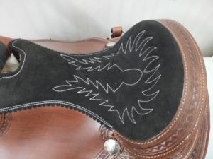 Sacs de selle de cheval en cuir Adventure Ready les plus vendus solides, spacieux et conçus pour les longues heures d'équitation à vendre - Product Image 4