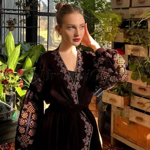 Ukrainische Hand bestickte lange Ärmel Vintage-Stil sexy Tunika Front Wrap Party tragen ukrainische Midi Maxi-Kleid für Frauen Bulk