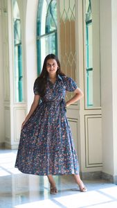 Vestido Largo Maxi de Crepé Estampado Ecológico para Mujer, Estilo Dulce con Cuello Camisero y Botones - Product Image 2