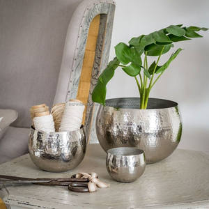 กระถางปลูกต้นไม้อวบน้ำแบบโบราณทำจากโลหะสีทองสำหรับตกแต่งสวนกลางแจ้งสุดหรู - Product Image 4