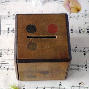 Compre una pequeña caja de dinero de madera Regalos y manualidades Cajas de madera Letreros de pared - Product Image 1