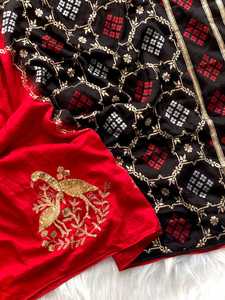 ผ้าจอร์เจียที่สวยงามพร้อมเลื่อมสำหรับผู้หญิงส่าหรีทำงานแฟชั่นจากอินเดีย - Product Image 2