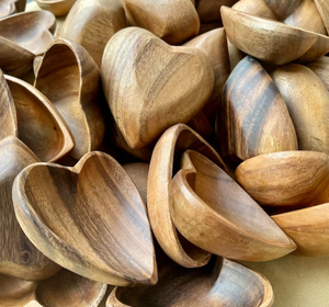 ชามใส่แป้งไม้อะคาเซียทำมือสไตล์วินเทจชามรูปหัวใจขนาดเล็กผลิตจากเวียดนาม - Product Image 4