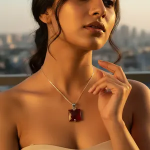 Colgante Cuadrado de Plata 925 con Gema Roja para Mujer, Joyería Religiosa Chapada en Rodio con Dije de Oro Blanco, Patrón Numérico - Product Image 2